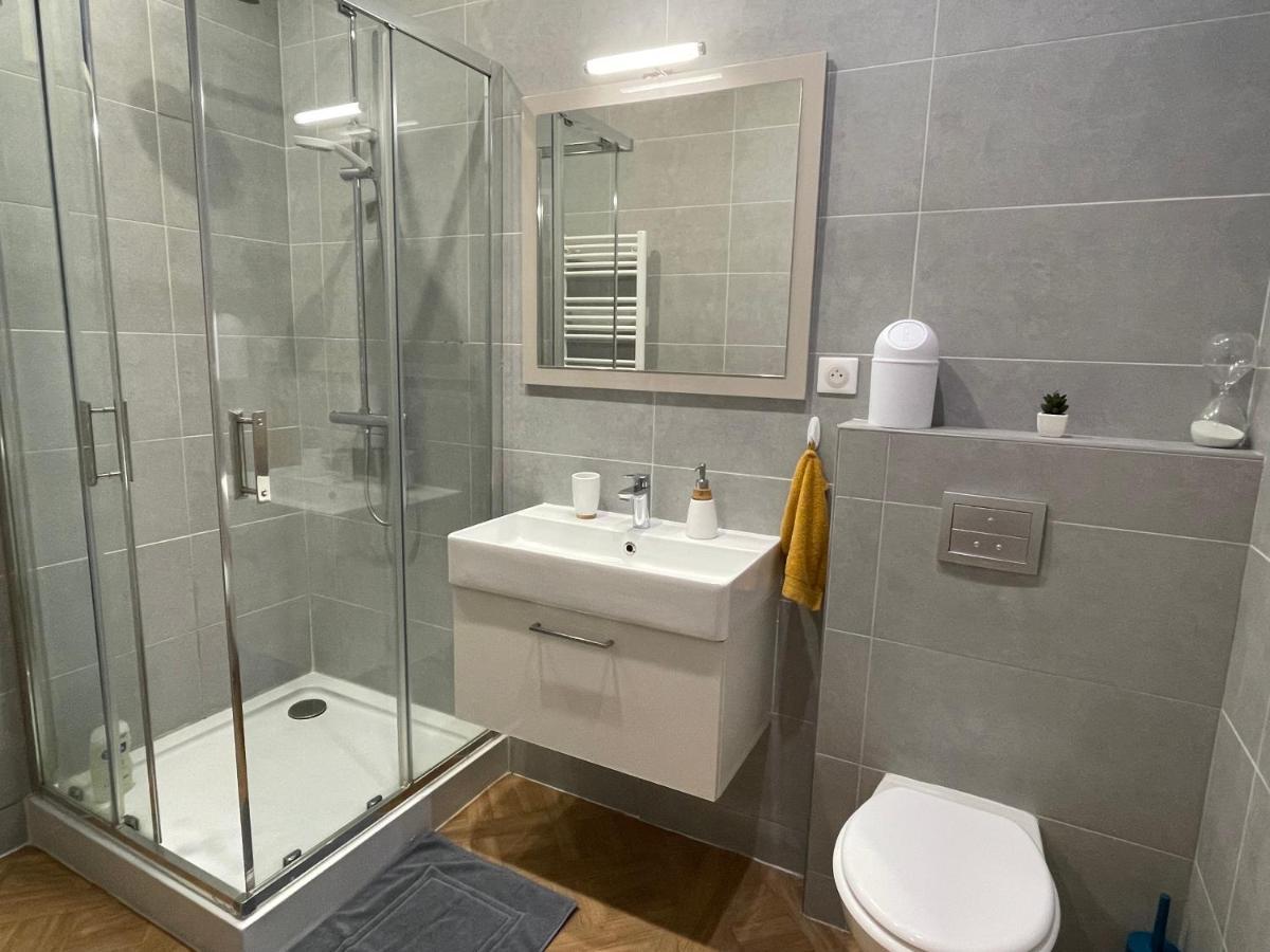 Appartement Chez Jean-Yves Et Zoe - La Boheme - Au Calme, Tres Propre, Proche Parkings à Niort Extérieur photo
