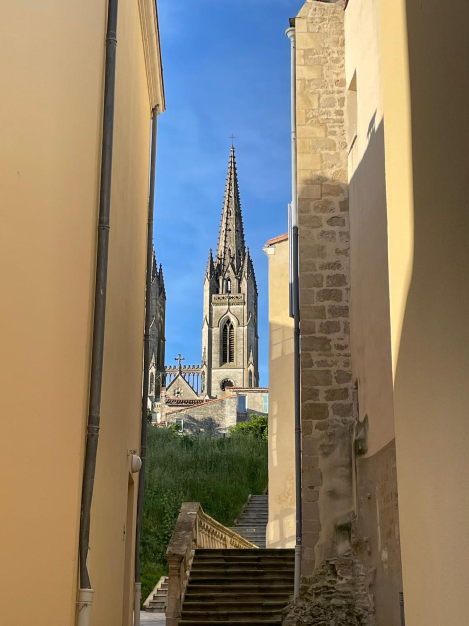 Appartement Chez Jean-Yves Et Zoe - La Boheme - Au Calme, Tres Propre, Proche Parkings à Niort Extérieur photo