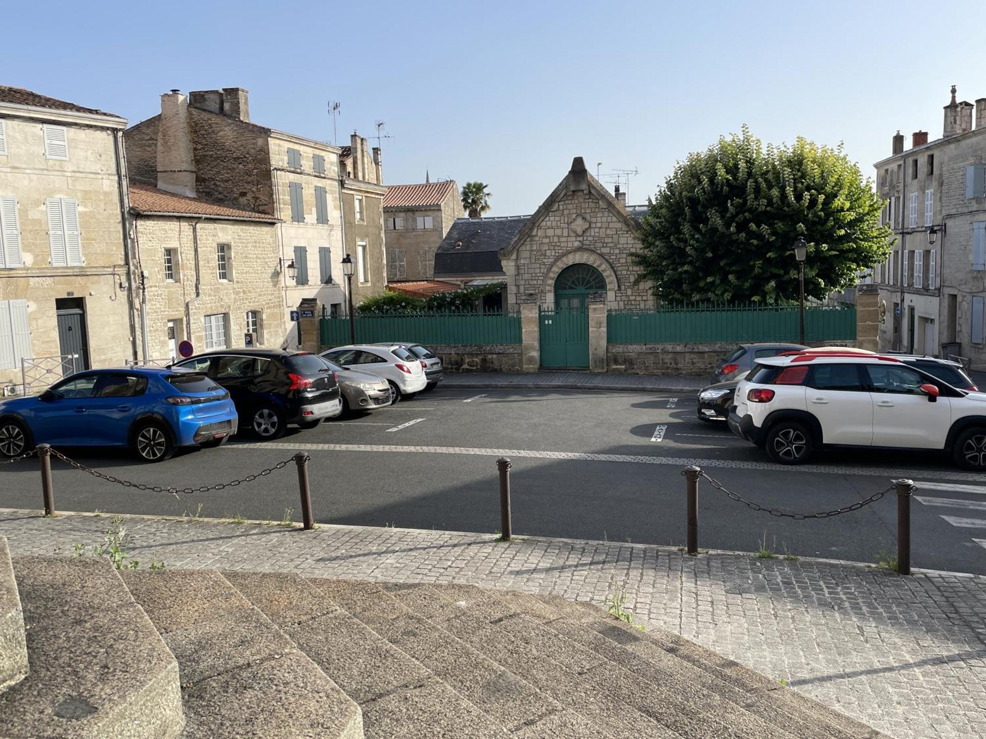 Appartement Chez Jean-Yves Et Zoe - La Boheme - Au Calme, Tres Propre, Proche Parkings à Niort Extérieur photo